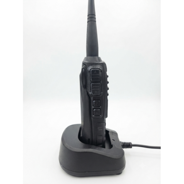 RADIO STANICA BAOFENG UV-82